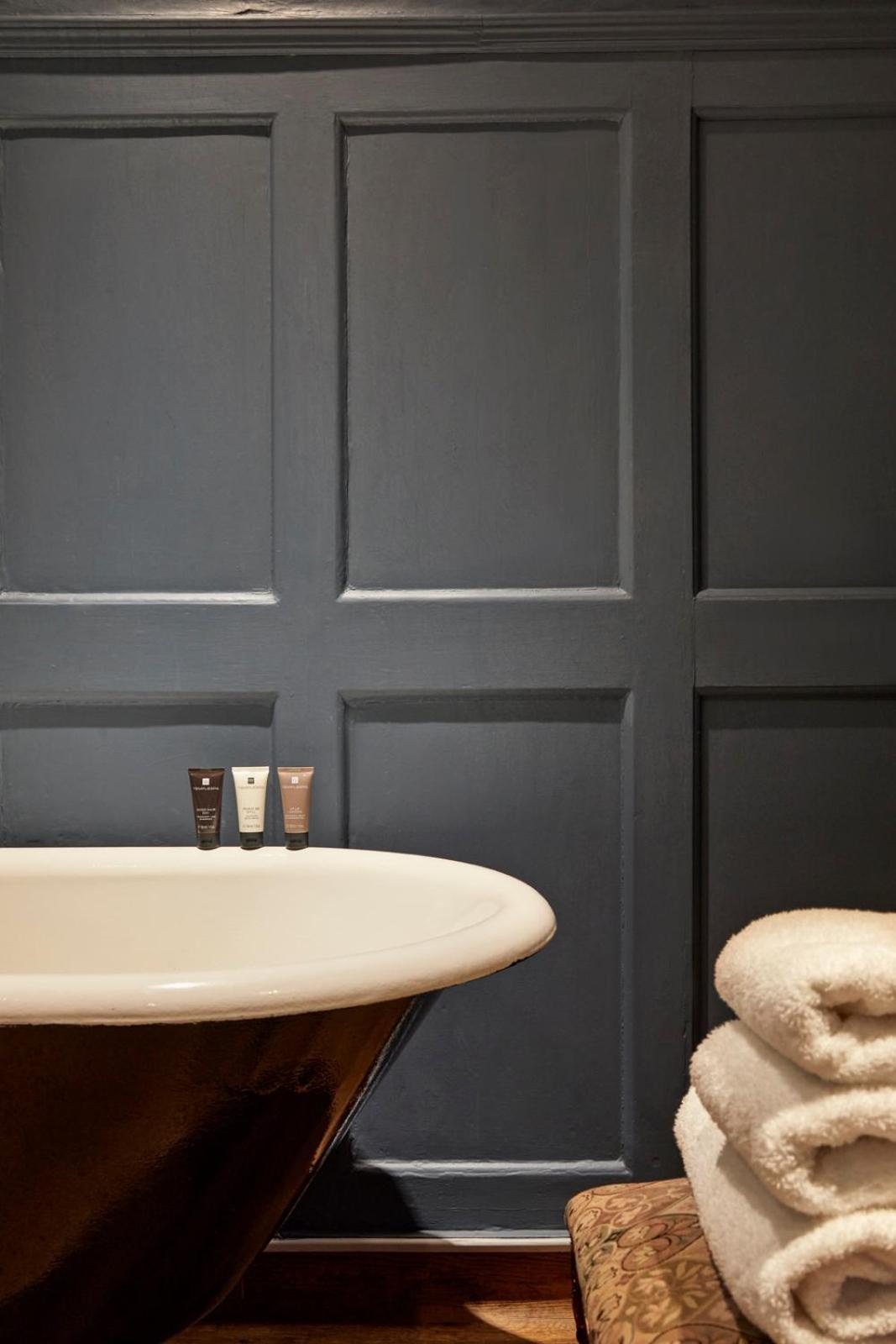 Spread Eagle Hotel And Spa Midhurst Bagian luar foto