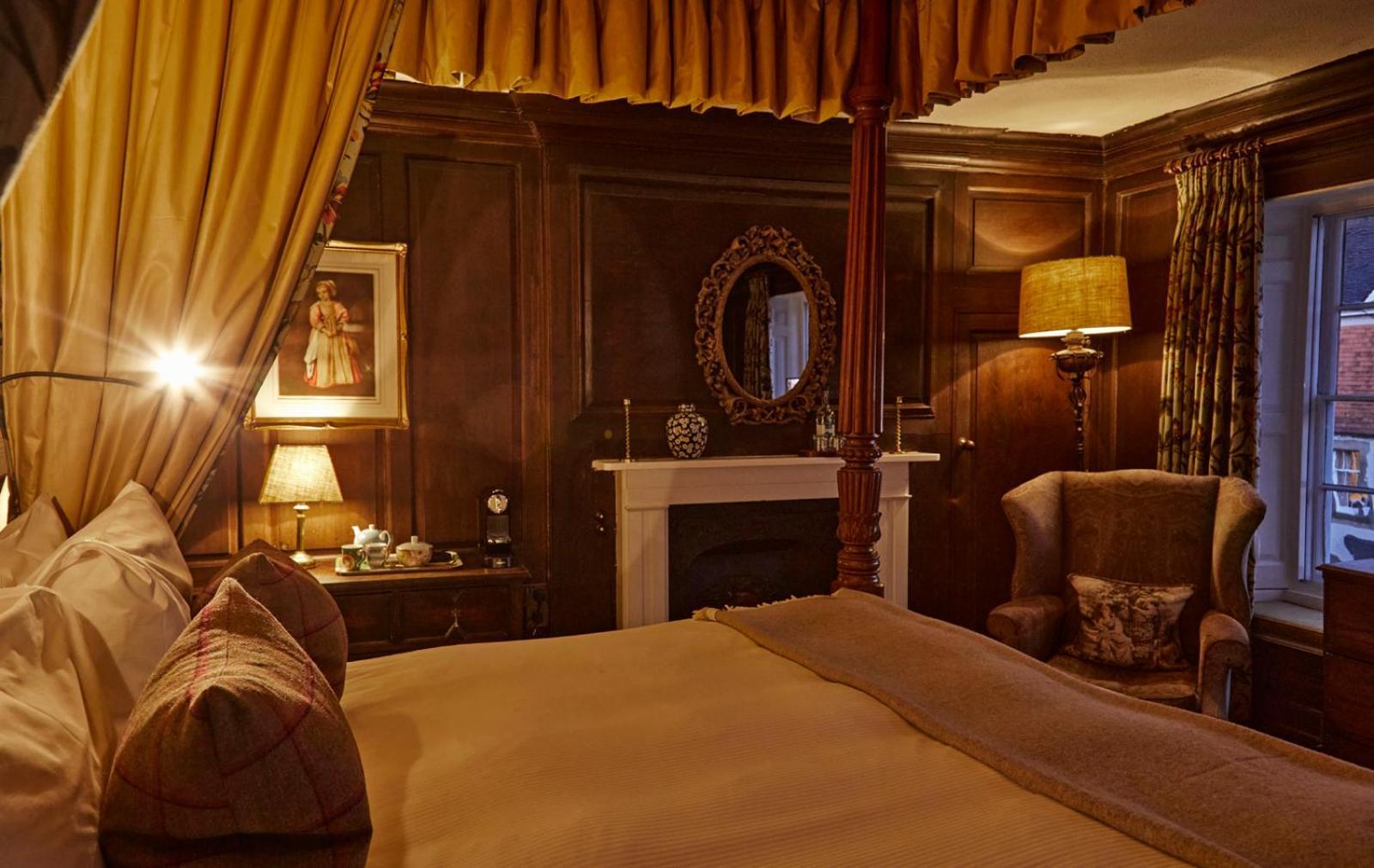 Spread Eagle Hotel And Spa Midhurst Bagian luar foto