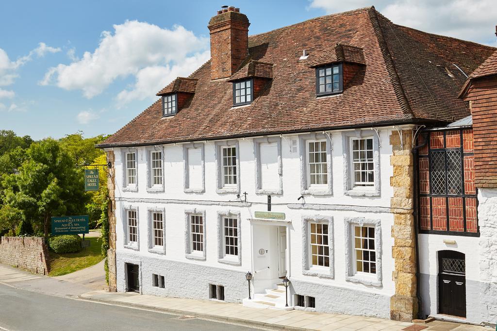 Spread Eagle Hotel And Spa Midhurst Bagian luar foto