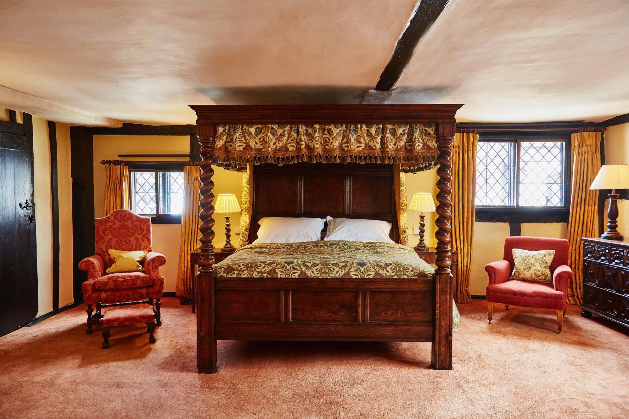 Spread Eagle Hotel And Spa Midhurst Bagian luar foto
