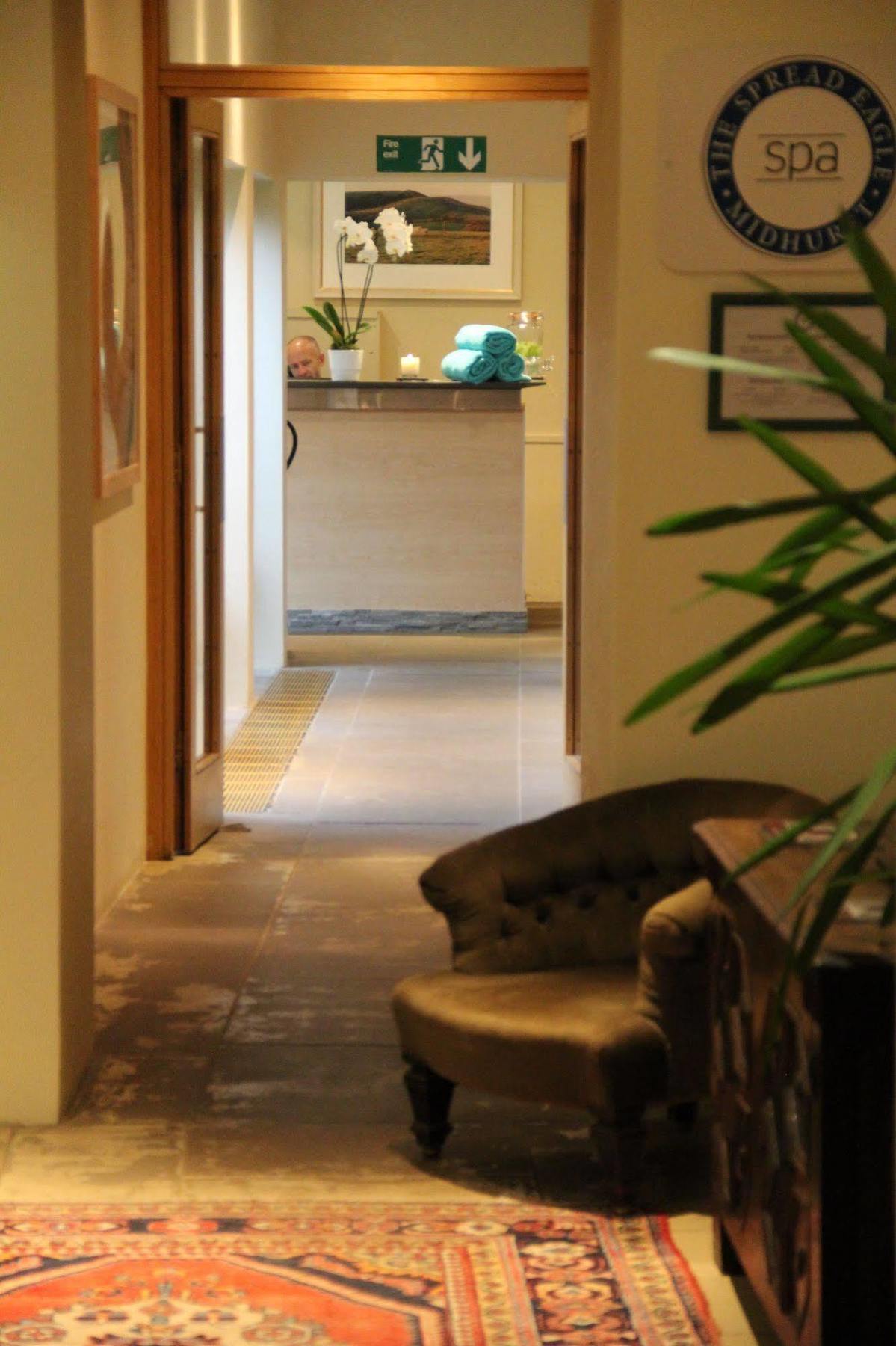 Spread Eagle Hotel And Spa Midhurst Bagian luar foto