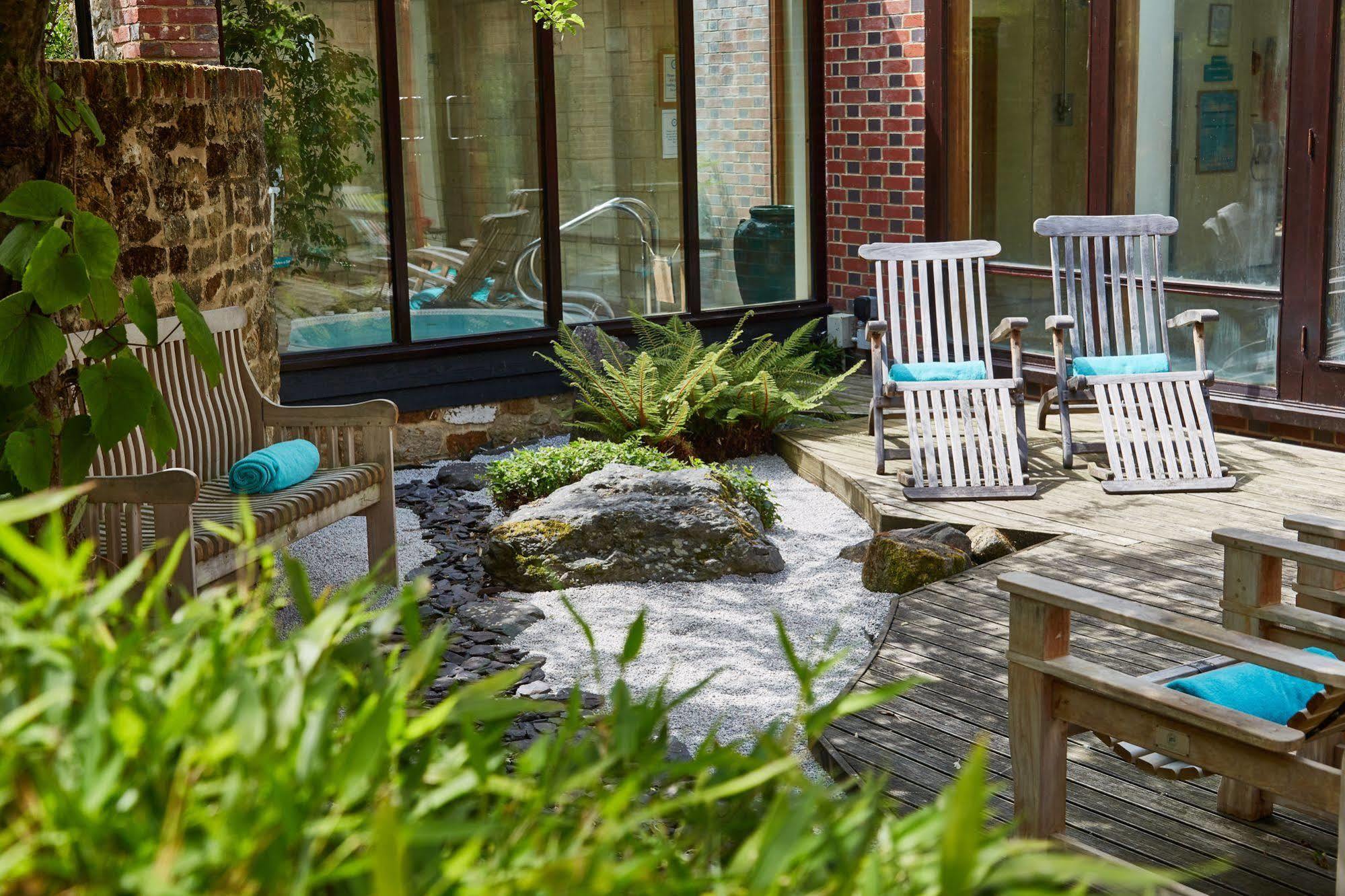 Spread Eagle Hotel And Spa Midhurst Bagian luar foto